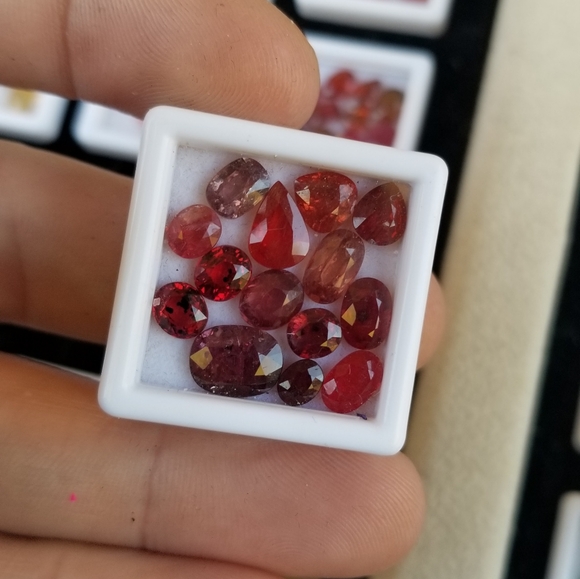 Unheated and heat only loose rubies - Picture 7 of 8